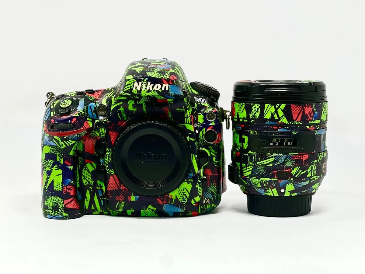 Nikon D800 Full frame [body] with Lens 24-85mm